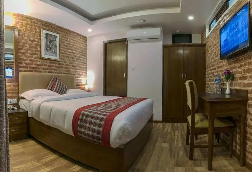 هتل Kailash Kuti Inn