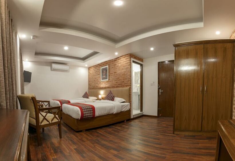 هتل Kailash Kuti Inn