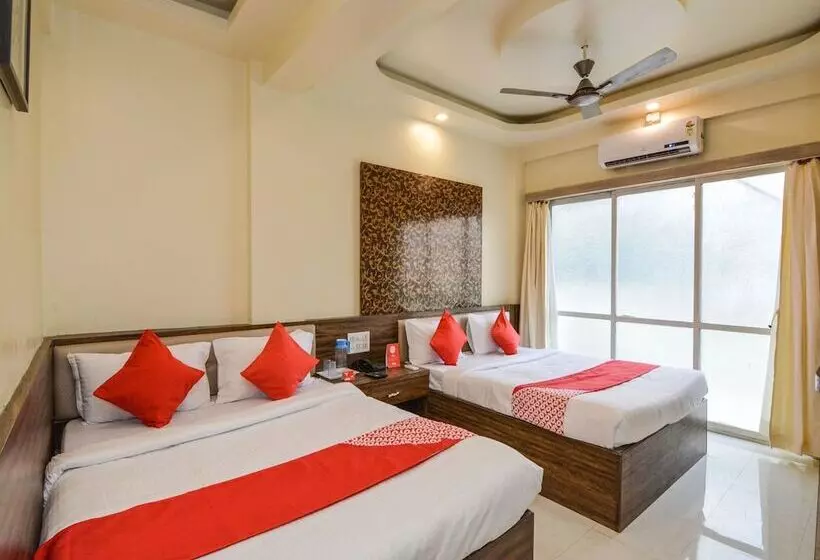 Hotelli Nikhil Garden By Oyo Rooms