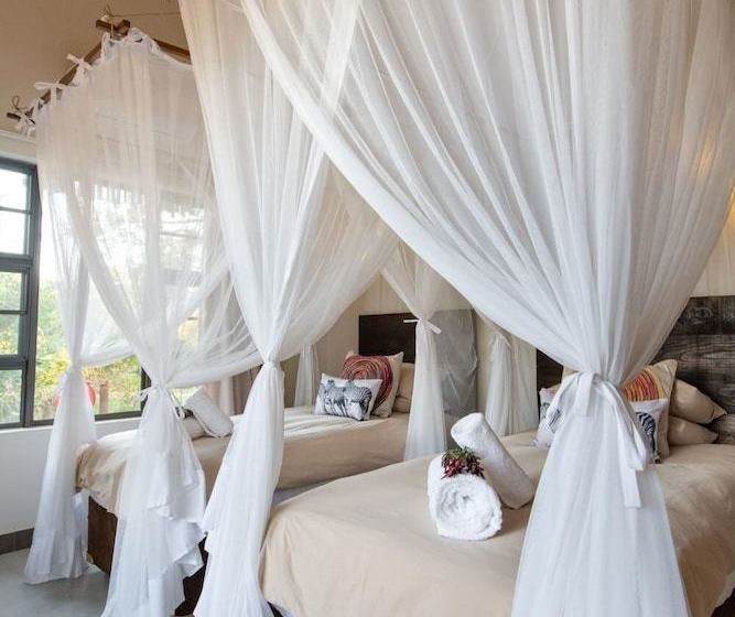 ホテル Rooibos Bush Lodge