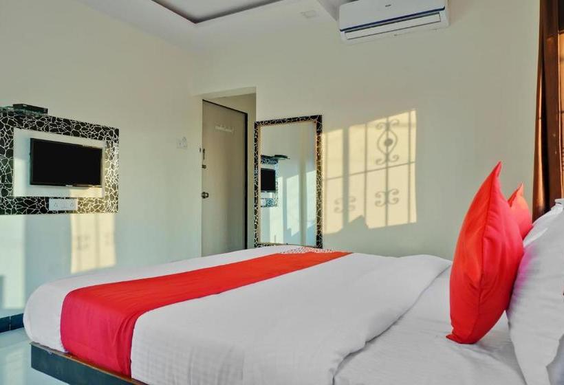 Hotel Savera Palace Stays