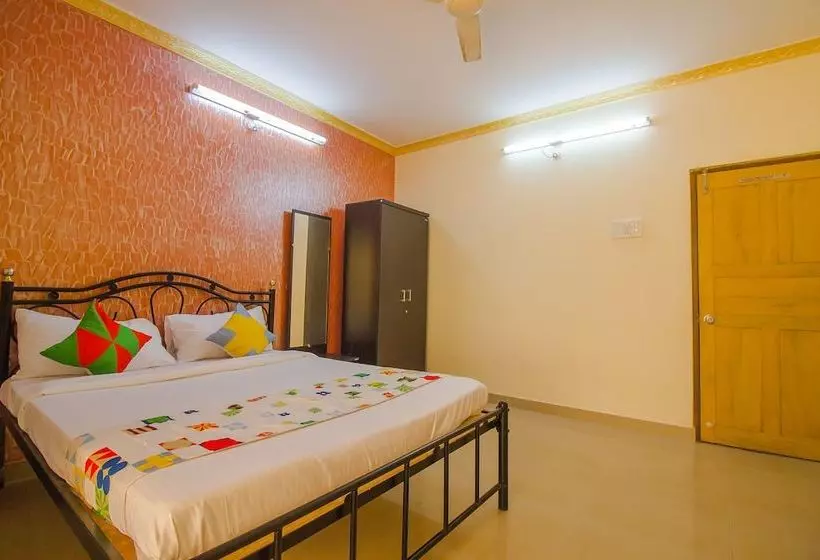 Oyo Home 18655 Spacious 3bhk