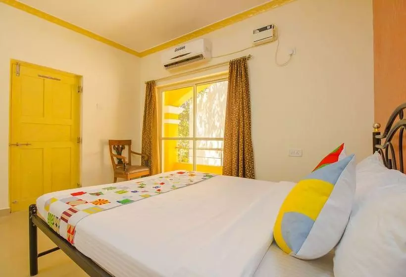 Oyo Home 18655 Spacious 3bhk