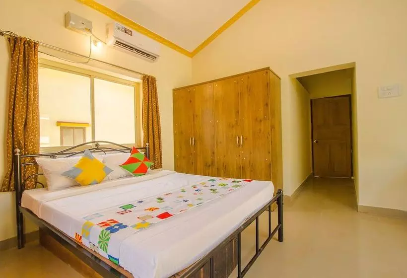 Oyo Home 18655 Spacious 3bhk