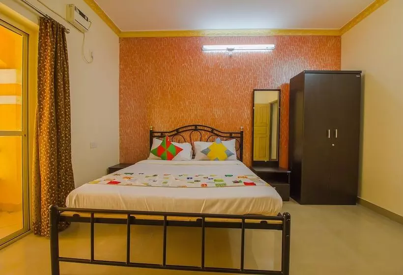 Oyo Home 18655 Spacious 3bhk