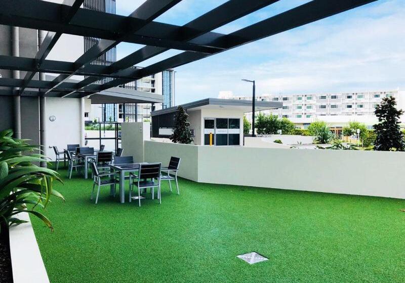 North Shore Oceanside Kawana