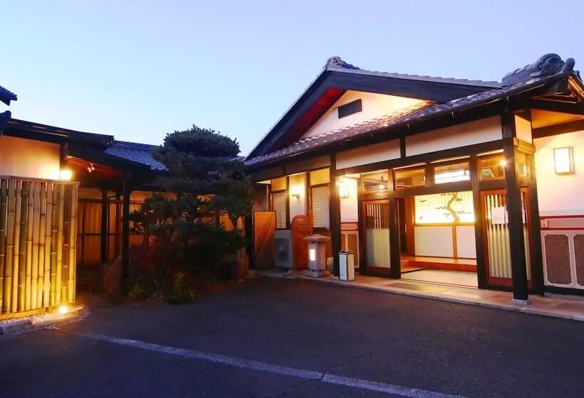 Ryokan Minshuku Ookura