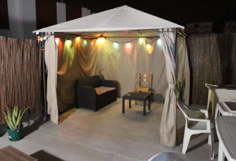 Sweet Dreams Rooms   Hostel