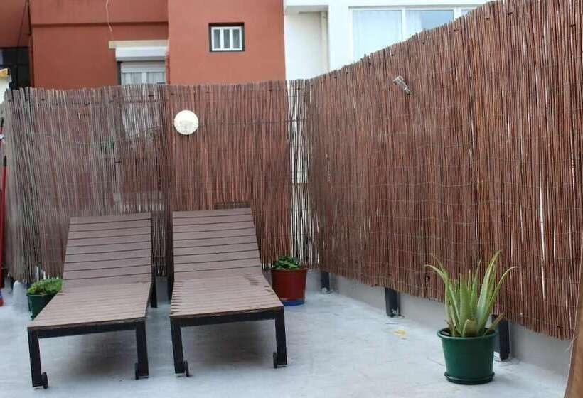 Sweet Dreams Rooms   Hostel