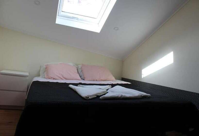 Sweet Dreams Rooms   Hostel