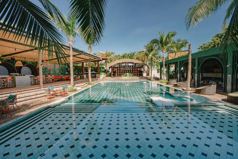 A One The Royal Cruise Hotel Pattaya Sha Extra Plus