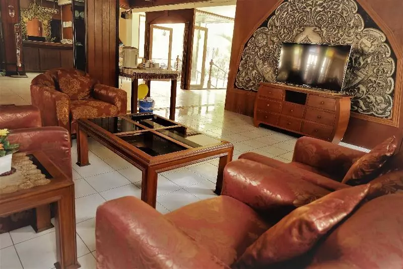 Prince Hotel Chiang Mai