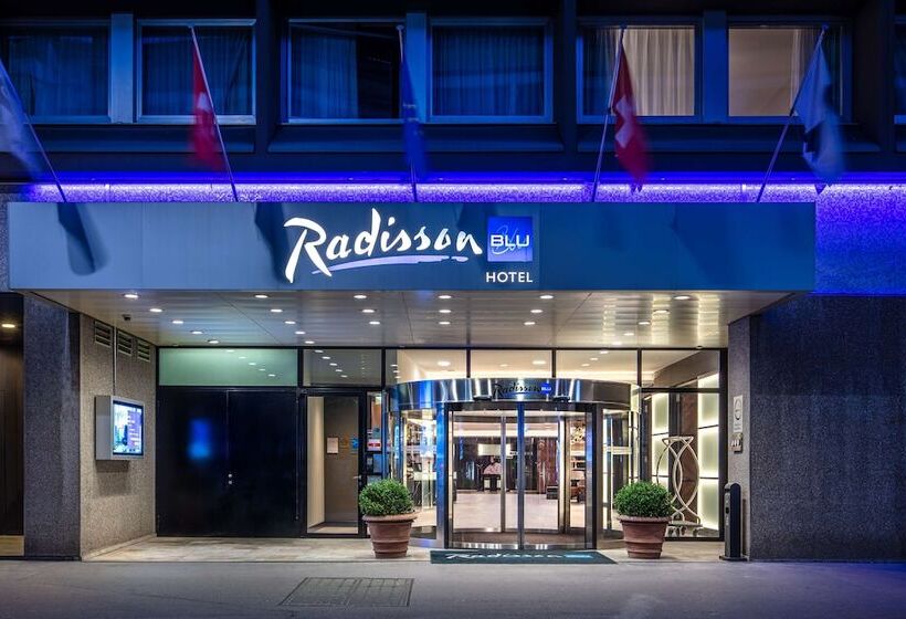 Hotell Radisson Blu , Basel