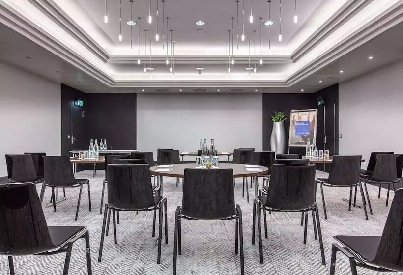 ホテル Radisson Blu , Basel