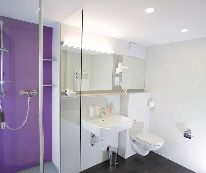 ホテル Restaurant Resslirytti