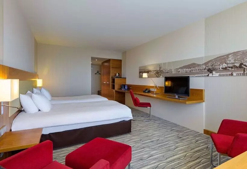 Mövenpick Hotel Geneva