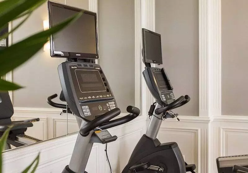 Mövenpick Hotel Geneva