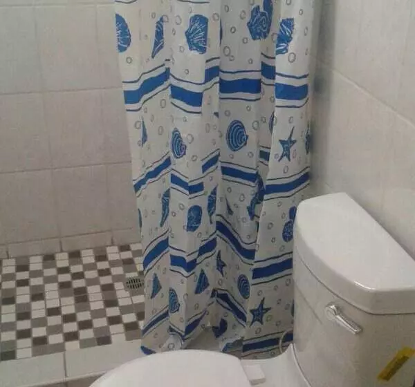 تختخواب و صبحانه Acacia Guesthouse