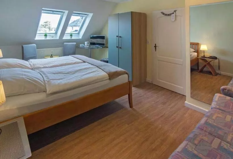 Hotelli Am Elisabethufer