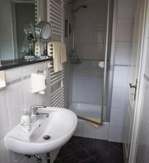 Hotelli Am Elisabethufer