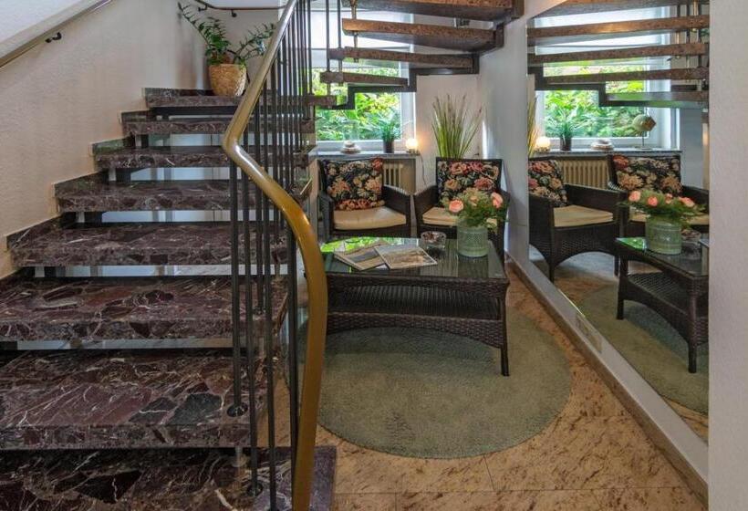 ホテル Am Elisabethufer