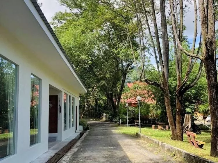 ホテル Eco Capsule Resort
