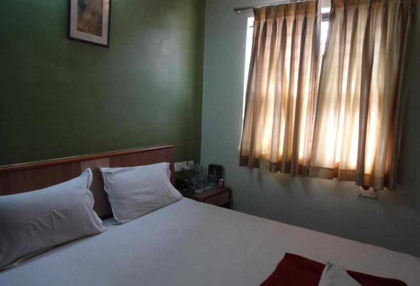 בית מלון כפרי Srm Central Park