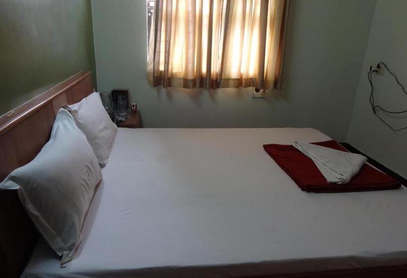 בית מלון כפרי Srm Central Park