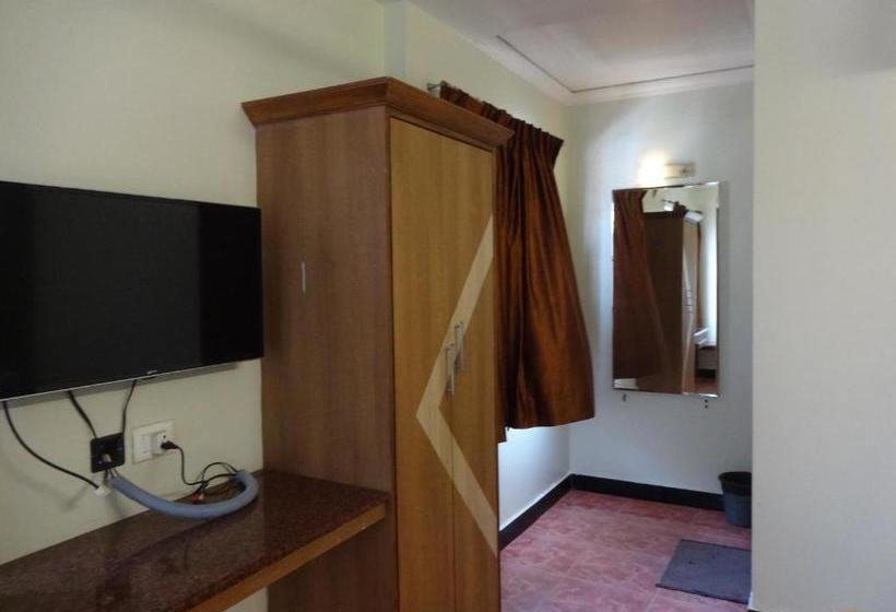 בית מלון כפרי Srm Central Park