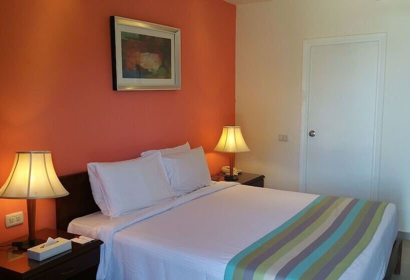 هتل Xperience Hilltop Beach Resort