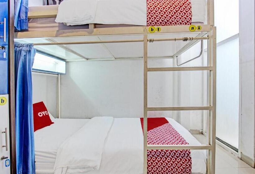 Nau Hostel By Nginap