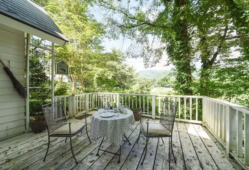 ペンション Country Inn Orchard House