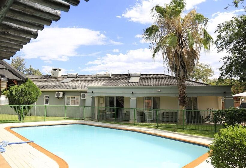 پانسیون Haithoms Guesthouse