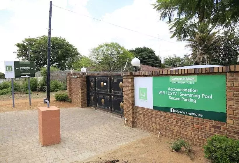 پانسیون Haithoms Guesthouse