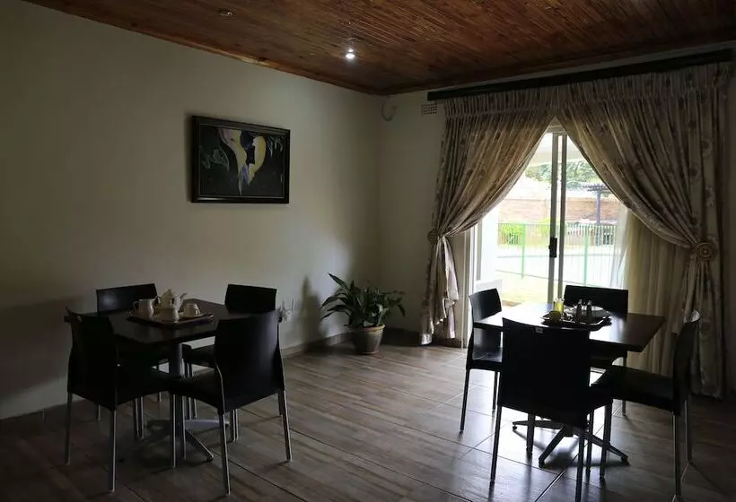 پانسیون Haithoms Guesthouse