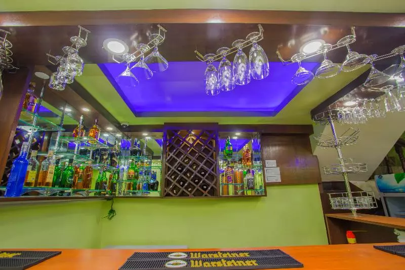 هتل Oyo 208 Mount Gurkha Palace