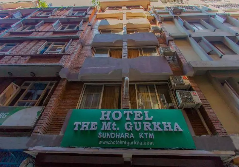 هتل Oyo 208 Mount Gurkha Palace