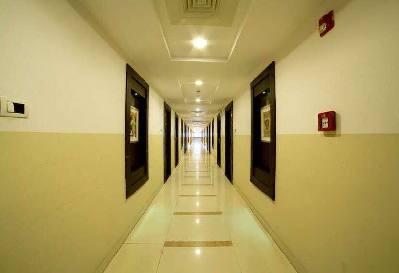 בית מלון כפרי Rr Inn  Tirunelveli