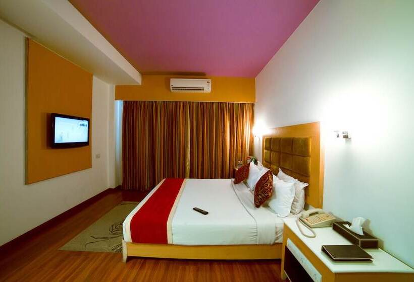 בית מלון כפרי Rr Inn  Tirunelveli