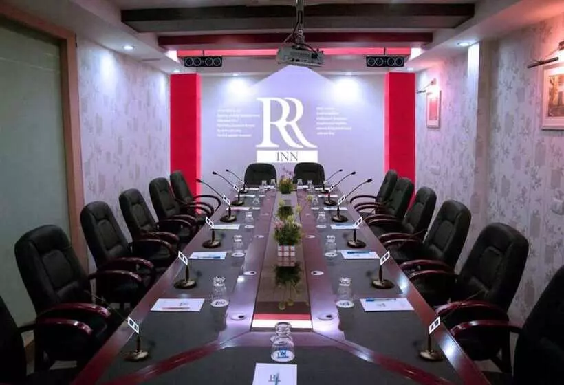 Hotelli Rr Inn  Tirunelveli