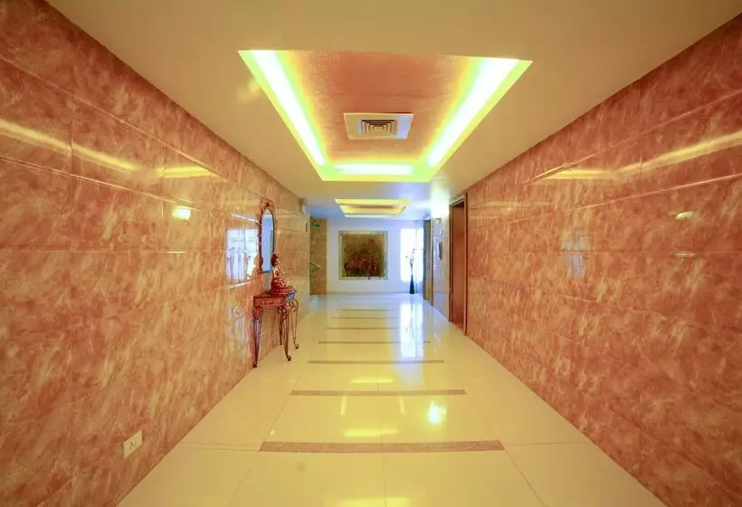 Hotelli Rr Inn  Tirunelveli