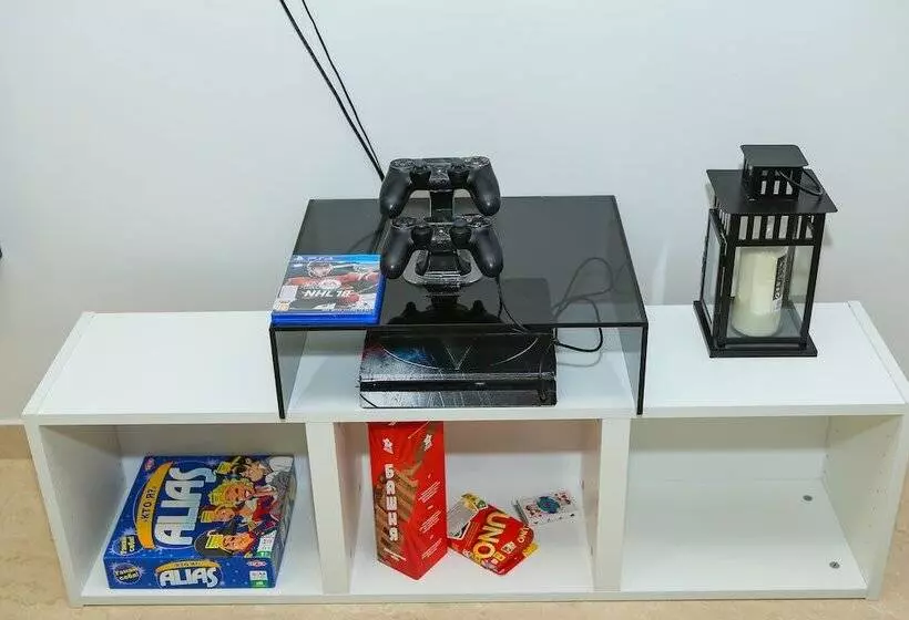 Kupe Capsule Hotel & Hostel