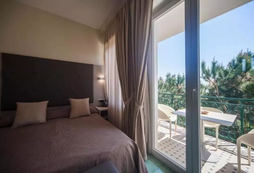 پانسیون Artana Suites Collection