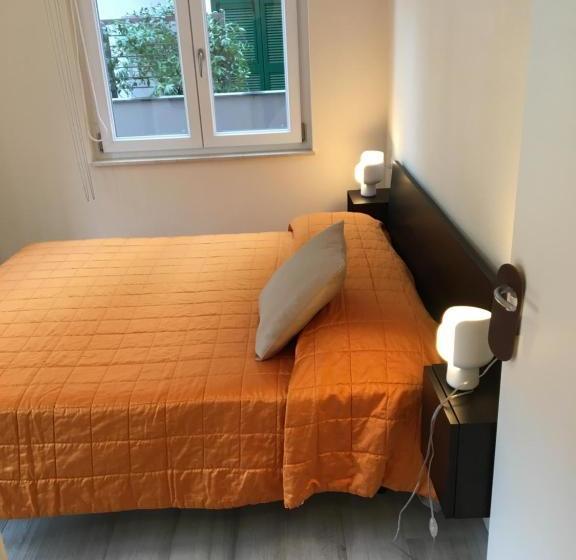 پانسیون Artana Suites Collection