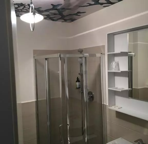 پانسیون Artana Suites Collection
