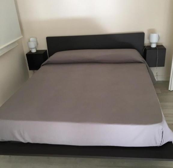 پانسیون Artana Suites Collection