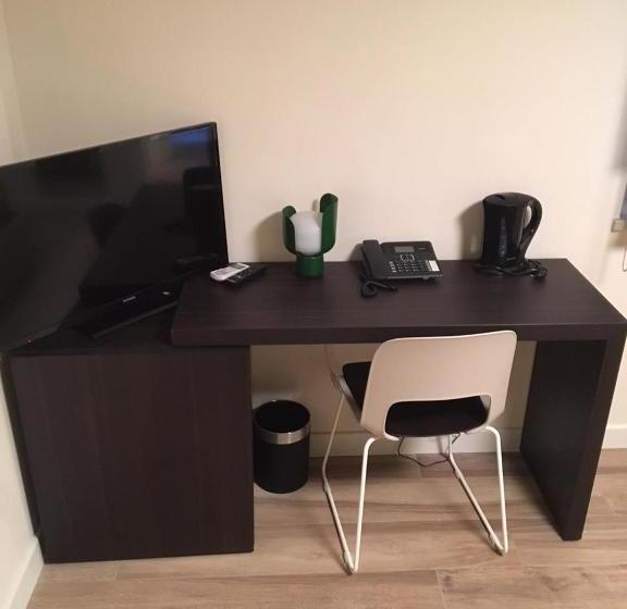 پانسیون Artana Suites Collection