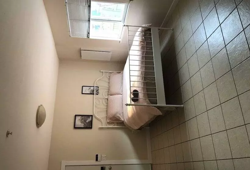 ペンション Cora's Place