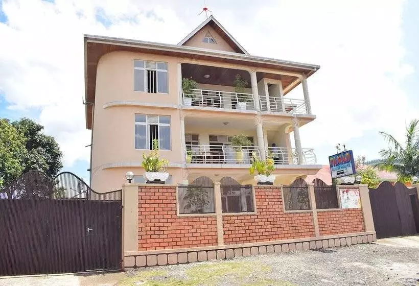 پانسیون Fanadguesthouse