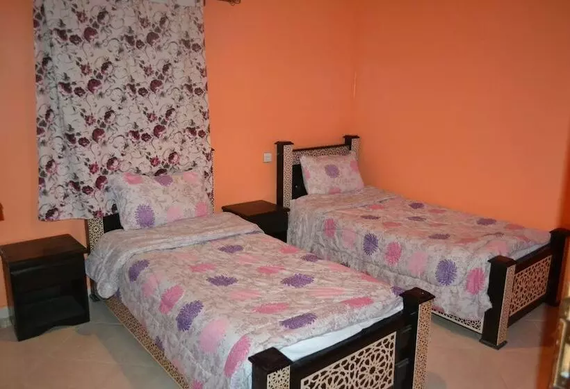 Majatalo Inyan Dakhla